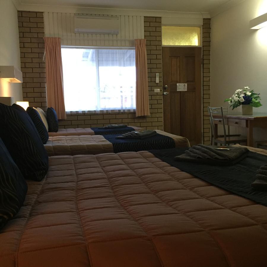Guyra Motor Inn Exterior photo